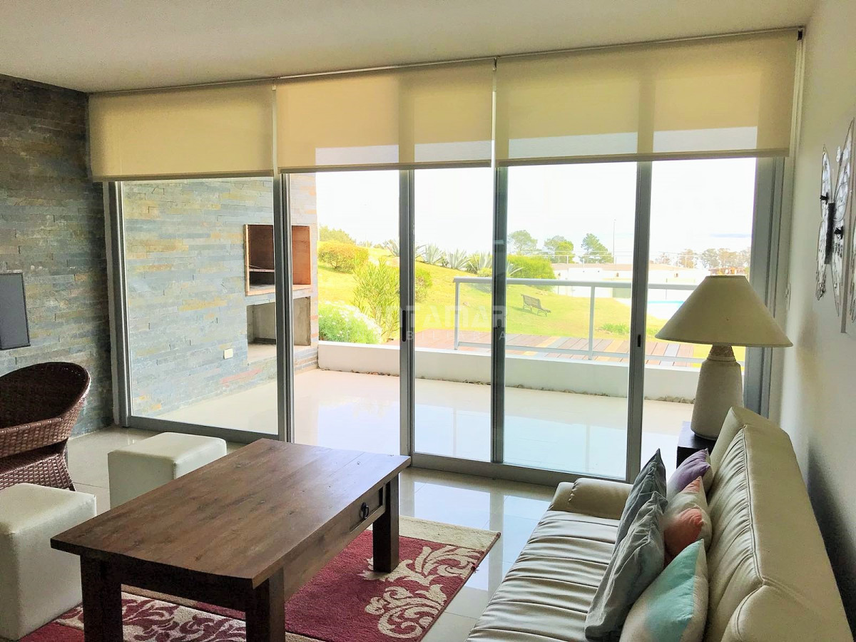 Apartamento ID.211840 - DIVINO APARTAMENTO UBICADO EN PLANTA BAJA CON TERRAZA AL PARQUE , PARRILLERO PROPIO Y  VISTA PANORAMICA HACIA LA PLAYA Y PUESTA DE SOL.