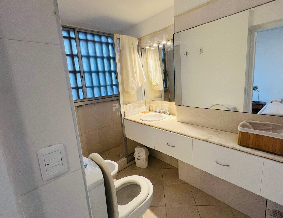 Apartamento ID.213503 - DEPARTAMENTO DE 2 DORMITORIOS FRENTE AL MAR