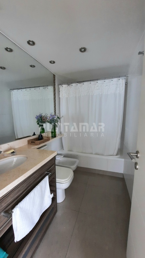 Apartamento ID.212910 - DEPARTAMENTO DE 2 DORMITORIOS CON VISTA AL MAR