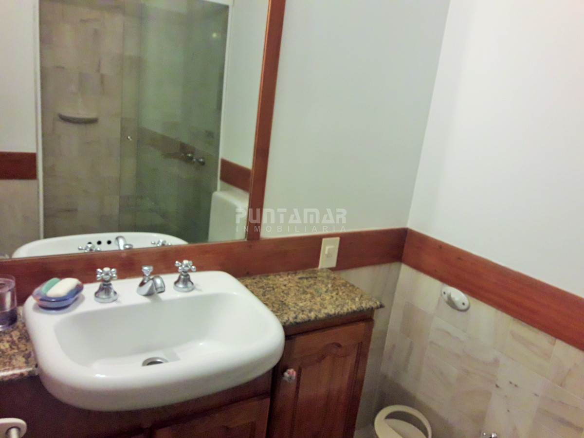 Apartamento ID.211857 - EDIFICIO CON AMENITIS A PASOS DE PLAYA BRAVA , DOS DORMITORIOS Y DEPENDENCIA DE SERVICIO.