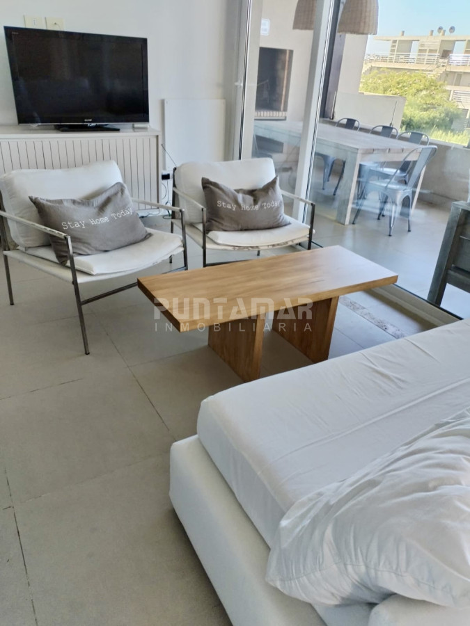 Apartamento ID.213447 - IMPONENTE APARTAMENTO A 50 METROS DEL MAR EN LA BARRA