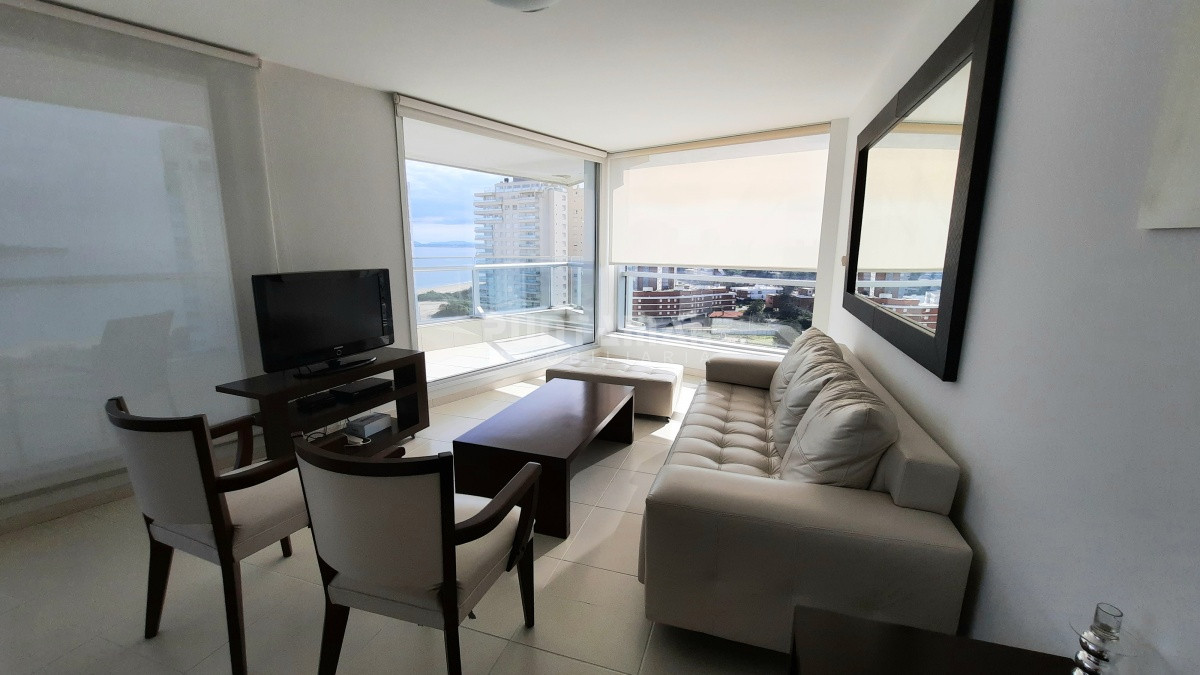 Apartamento ID.211769 - DEPARTAMENTO EN TORRE DE CATEGORIA CON VISTA A PLAYA MANSA