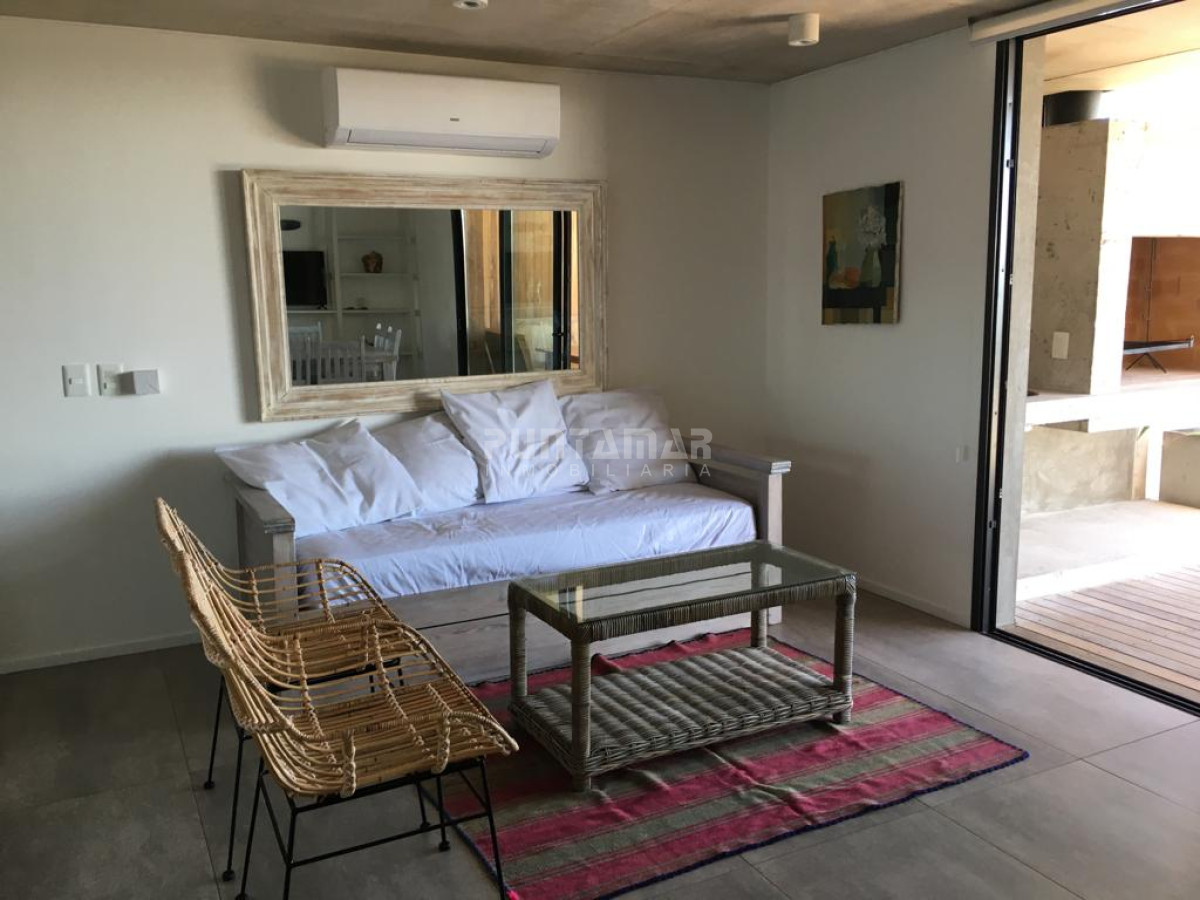 Apartamento ID.212854 - APARTAMENTO EN ALQUILER FRENTE A LA PLAYA  DE MANANTIALES 
