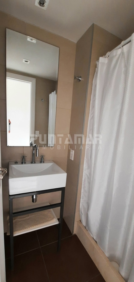 Apartamento ID.213328 - EXCLUSIVO DEPARTAMENTO DE 3 DORMITORIOS EN SUITE EN EDIFICIO DE CATEGORIA