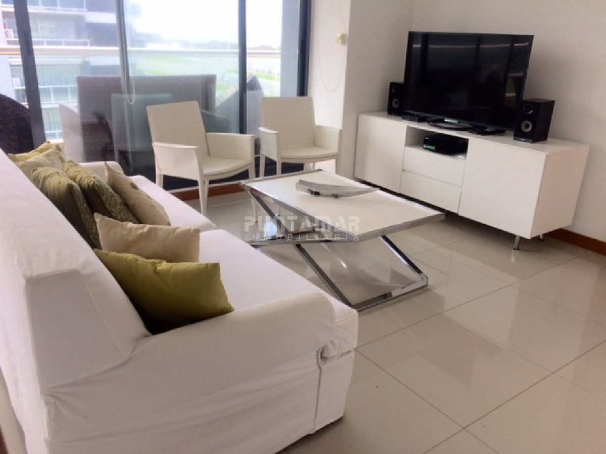 Apartamento ID.9085 - ALQUILER ANUAL O INVERNAL DEPARTAMENTO DE DOS DORMITORIOS  FRENTE AL MAR EN LA BRAVA