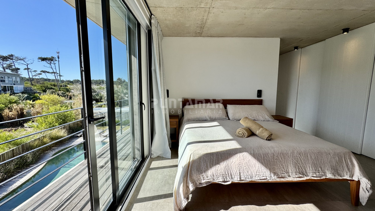 Apartamento ID.213721 -  APARTAMENTO DE 3 DORMITORIOS FRENTE AL MAR EN MANANTIALES 