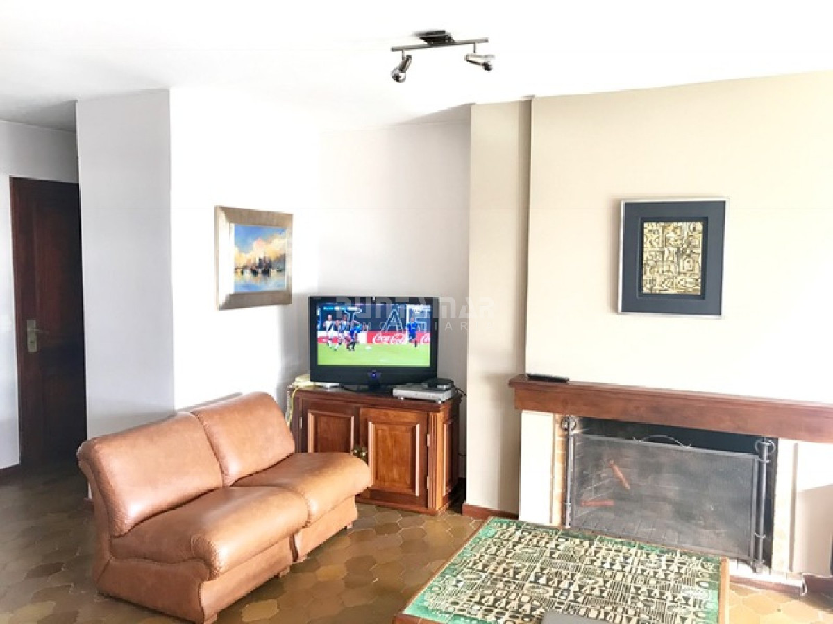 Apartamento ID.211620 - Apartamento en Mansa, 2 dormitorios *