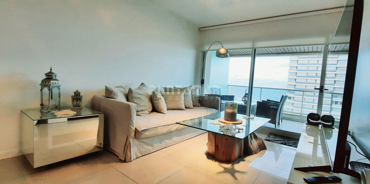 Apartamento ID.213634 - EXCLUSIVO DEPARTAMENTO DE 2 DORMITORIOS CON TERRAZA, PARRILLERO Y JACUZZI PROPIOS