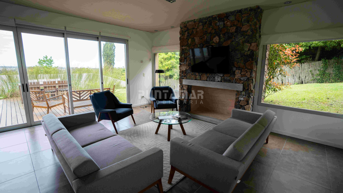 Apartamento ID.213461 - VACACIONE EN EDIFICIO Q - PUNTA BALLENA