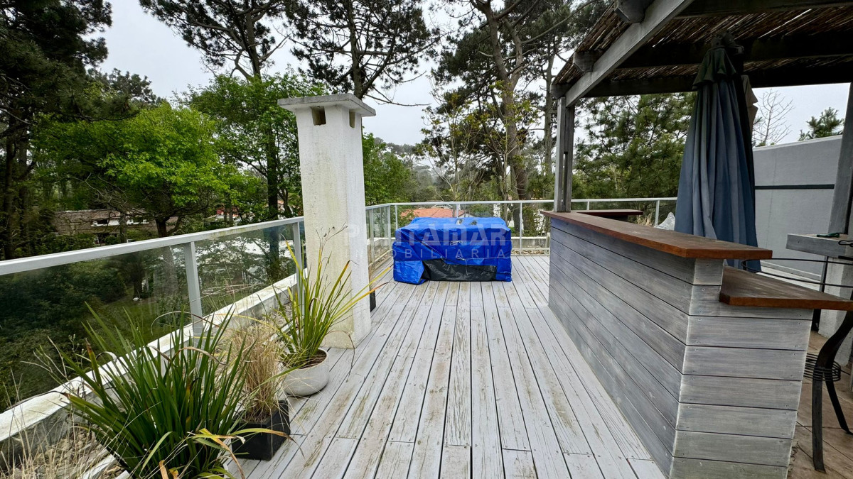 Apartamento ID.213438 - HERMOSO PENTHOUSE 2 DORMITORIOS CON JACUZZI A 100 MTS DE PLAYA BRAVA
