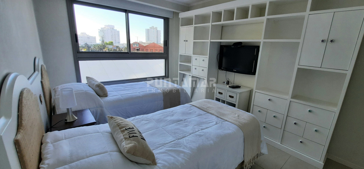 Apartamento ID.213467 - IMPORTANTE DEPARTAMENTO DE 3 DORMITORIOS EN SUITE 