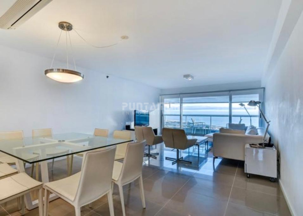 Apartamento ID.213817 - VENTA DEPARTAMENTO DE 3 DORMITORIOS EN QUARTIER DEL MAR.
