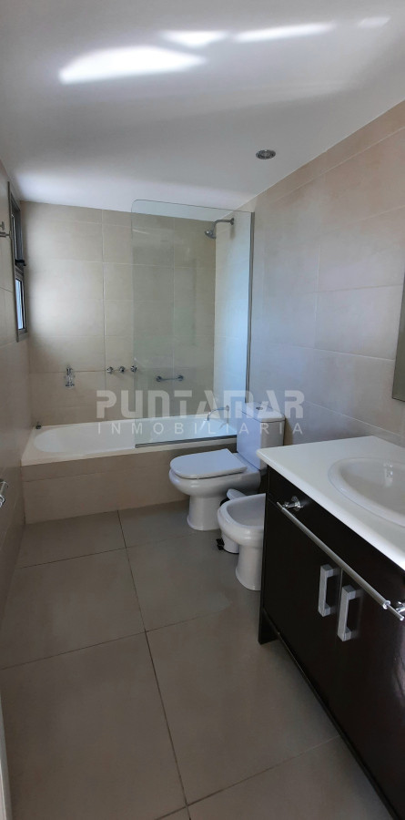 Apartamento ID.213061 - DEPARTAMENTO DE 3 DORMITORIOS EN SUITE EN LA BRAVA
