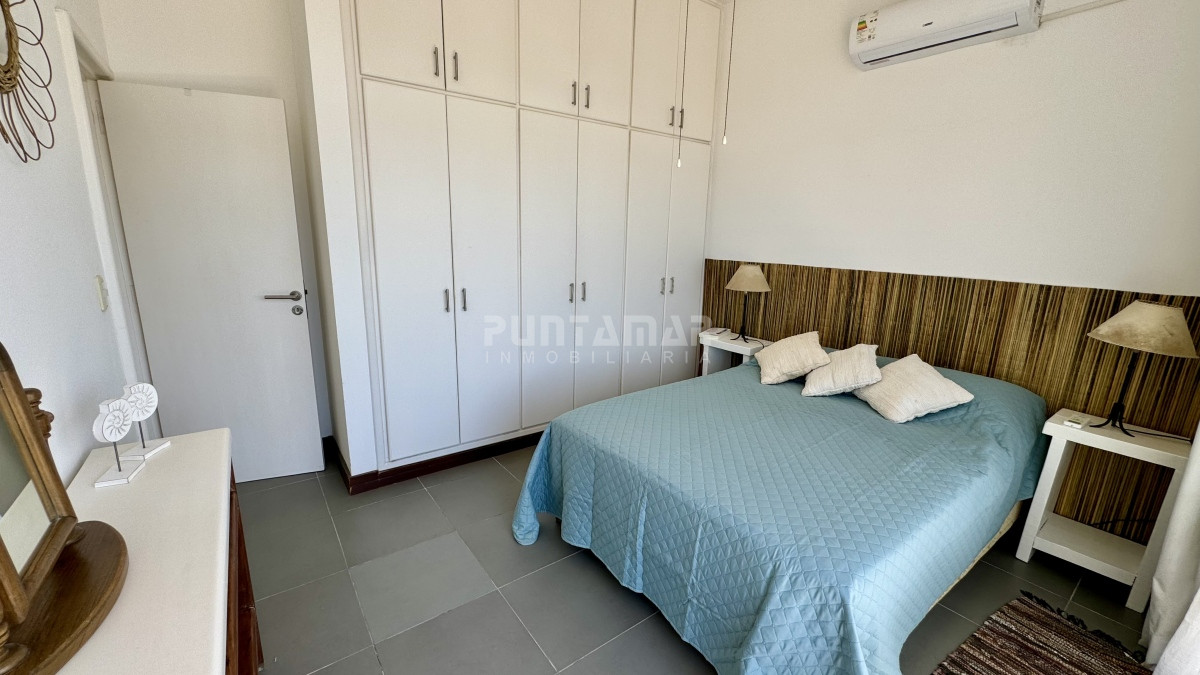 Apartamento ID.210180 - LUMINOSO APARTAMENTO DE 1 DORMITORIO Y AZOTEA PROPIA EN MANANTIALES 