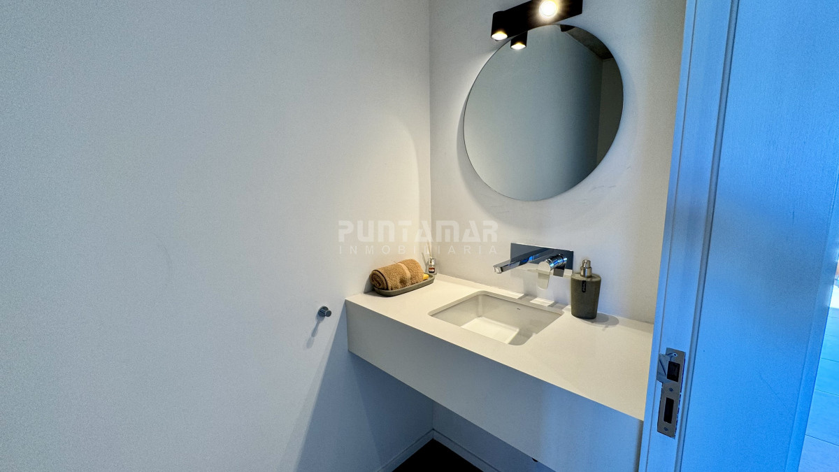 Apartamento ID.213721 -  APARTAMENTO DE 3 DORMITORIOS FRENTE AL MAR EN MANANTIALES 