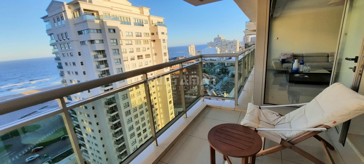 Apartamento ID.213329 - IMPORTANTE DEPARTAMENTO DE 3 DORMITORIOS EN SUITE EN EDIFICIO DE CATEGORIA