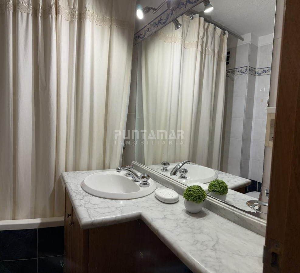 Apartamento ID.212938 - VENTA DE DEPARTAMENTO DOS DORMITORIOS FRENTE AL MAR