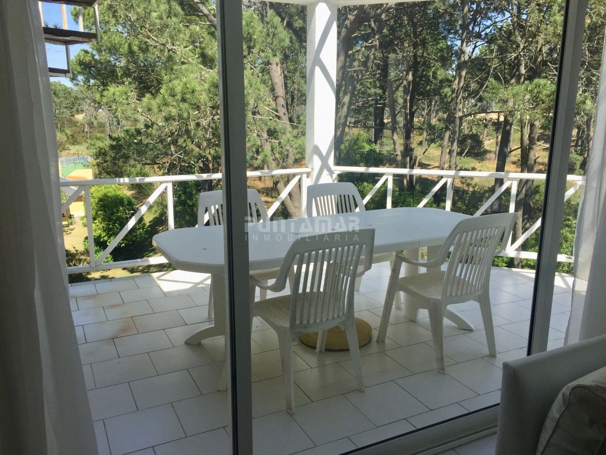 Apartamento ID.12011 - APARTAMENTO DE 3 DORMITORIOS EN RINCON DEL INDIO FRENTE AL MAR