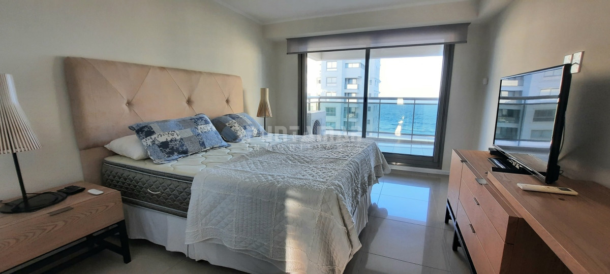 Apartamento ID.213329 - IMPORTANTE DEPARTAMENTO DE 3 DORMITORIOS EN SUITE EN EDIFICIO DE CATEGORIA