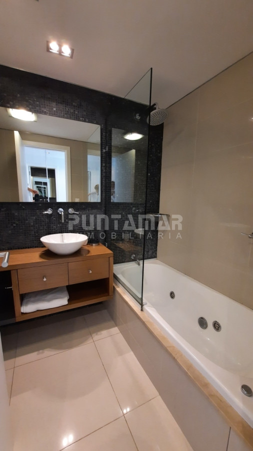 Apartamento ID.213182 - EXCLUSIVO DEPARTAMENTO DE 3 DORMITORIOS CON DEPENDENCIA EN LA BRAVA