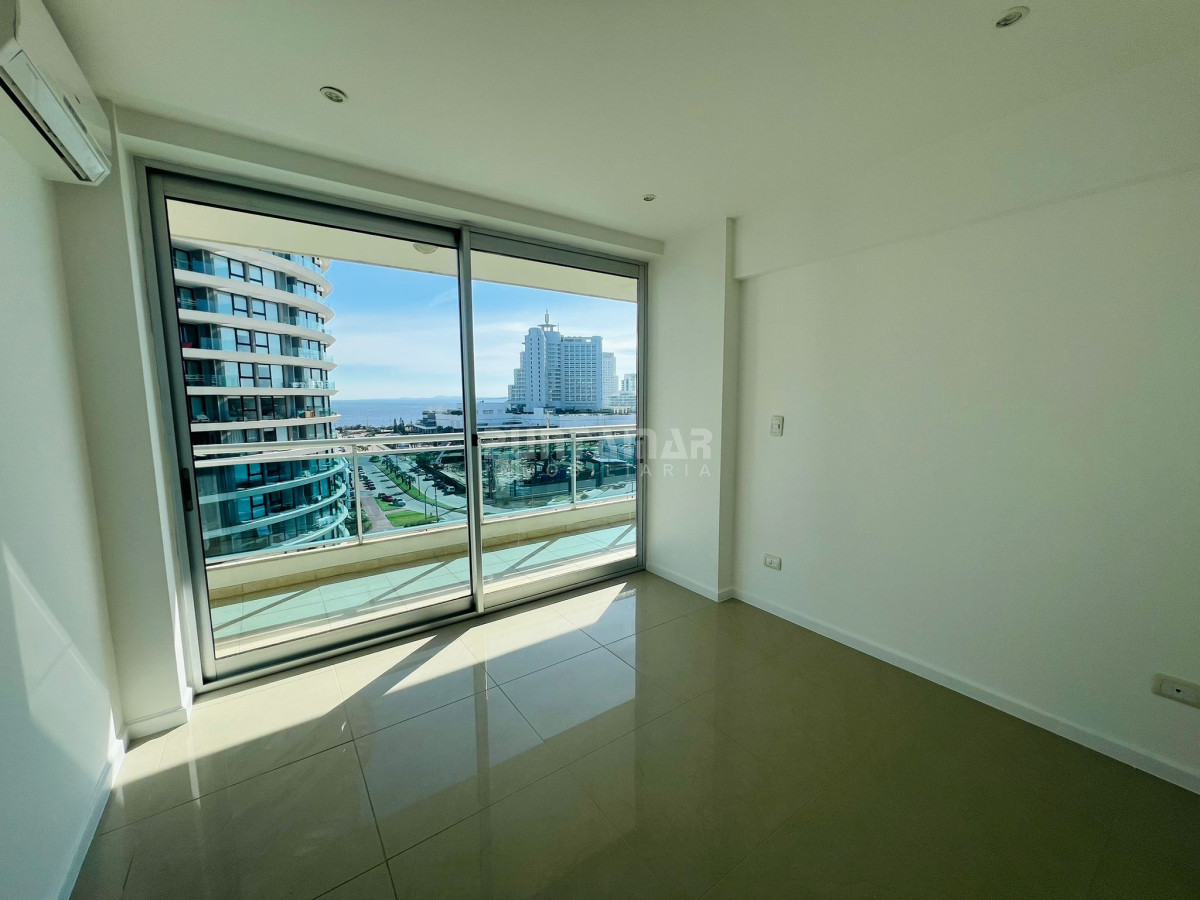 Apartamento ID.213731 - EXCLUSIVO PENTHOUSE DE 3 DORMITORIOS SOBRE AVENIDA CHIVERTA