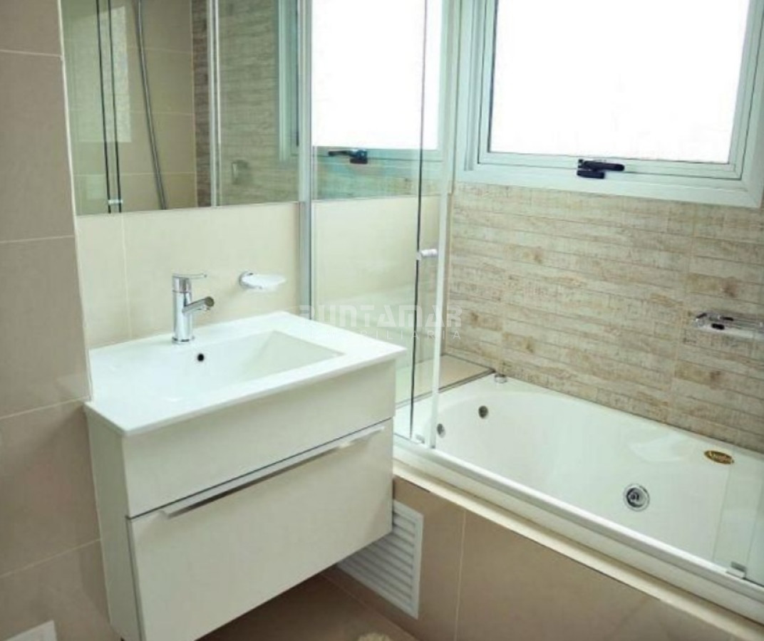 Apartamento ID.212387 - DEPARTAMENTO DE 3 DORMITORIOS EN EDIFICIO DE CATEGORIA