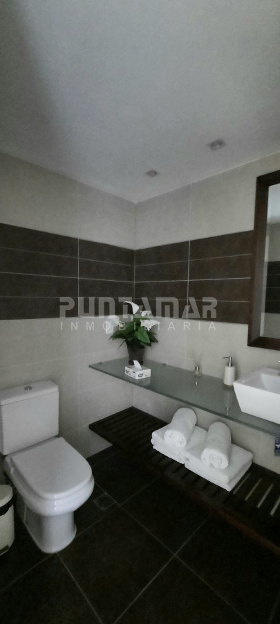 Apartamento ID.213467 - IMPORTANTE DEPARTAMENTO DE 3 DORMITORIOS EN SUITE 