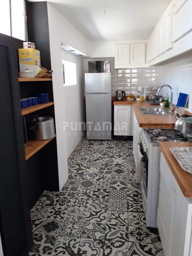 Apartamento ID.213010 - Alquiler de Dormitorios en Cordón Tres Cruces