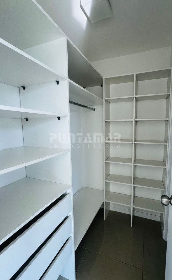 Apartamento ID.213731 - EXCLUSIVO PENTHOUSE DE 3 DORMITORIOS SOBRE AVENIDA CHIVERTA