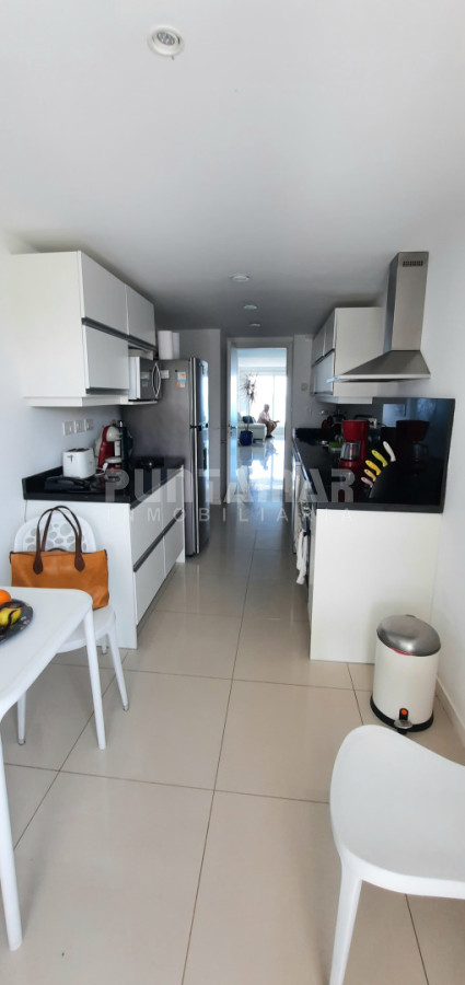 Apartamento ID.213797 - EXCLUSIVO DEPARTAMENTO DE 3 DORMITORIOS EN SUITE EN LA MANSA