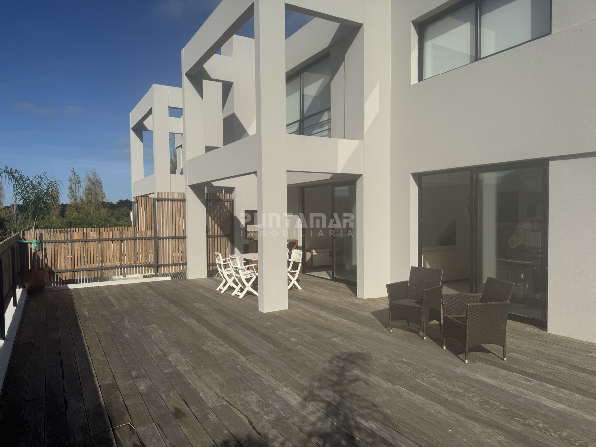 Apartamento ID.213668 - Duplex en Montoya venta y alquiler