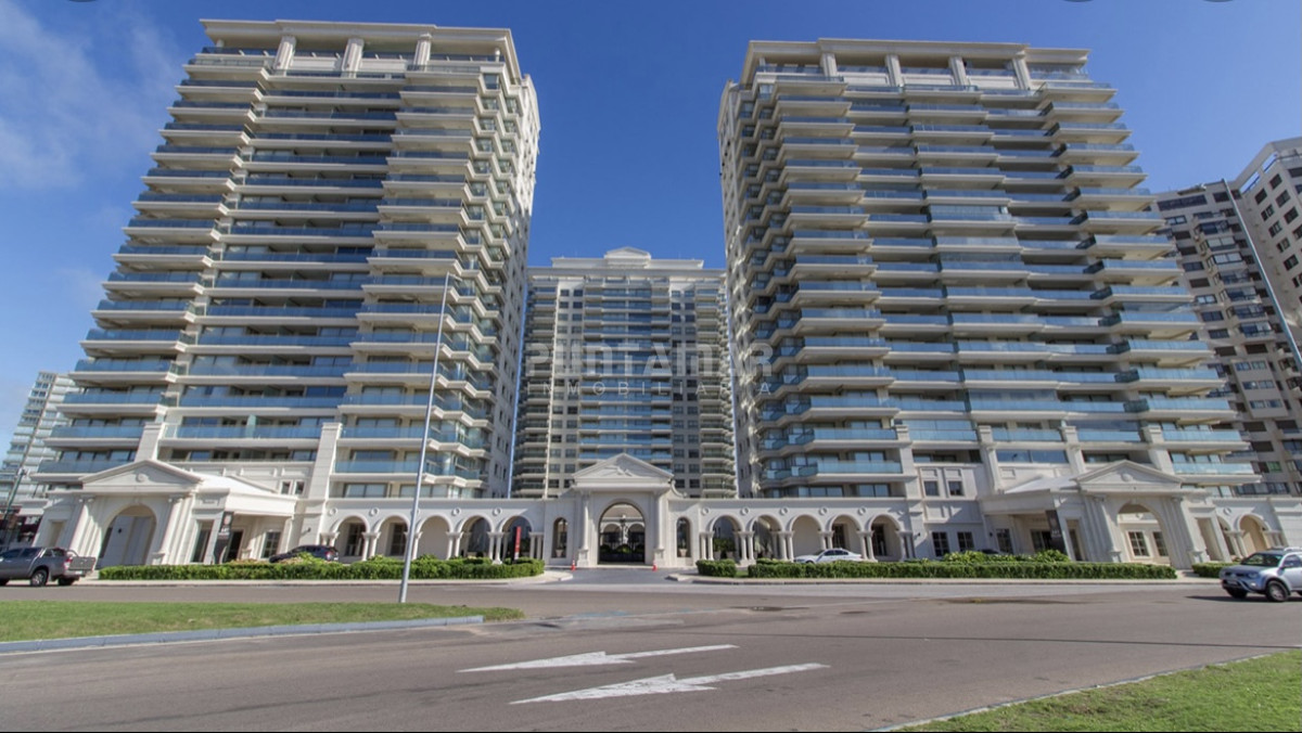 Departamento en venta en Imperiale I - PMI212757A