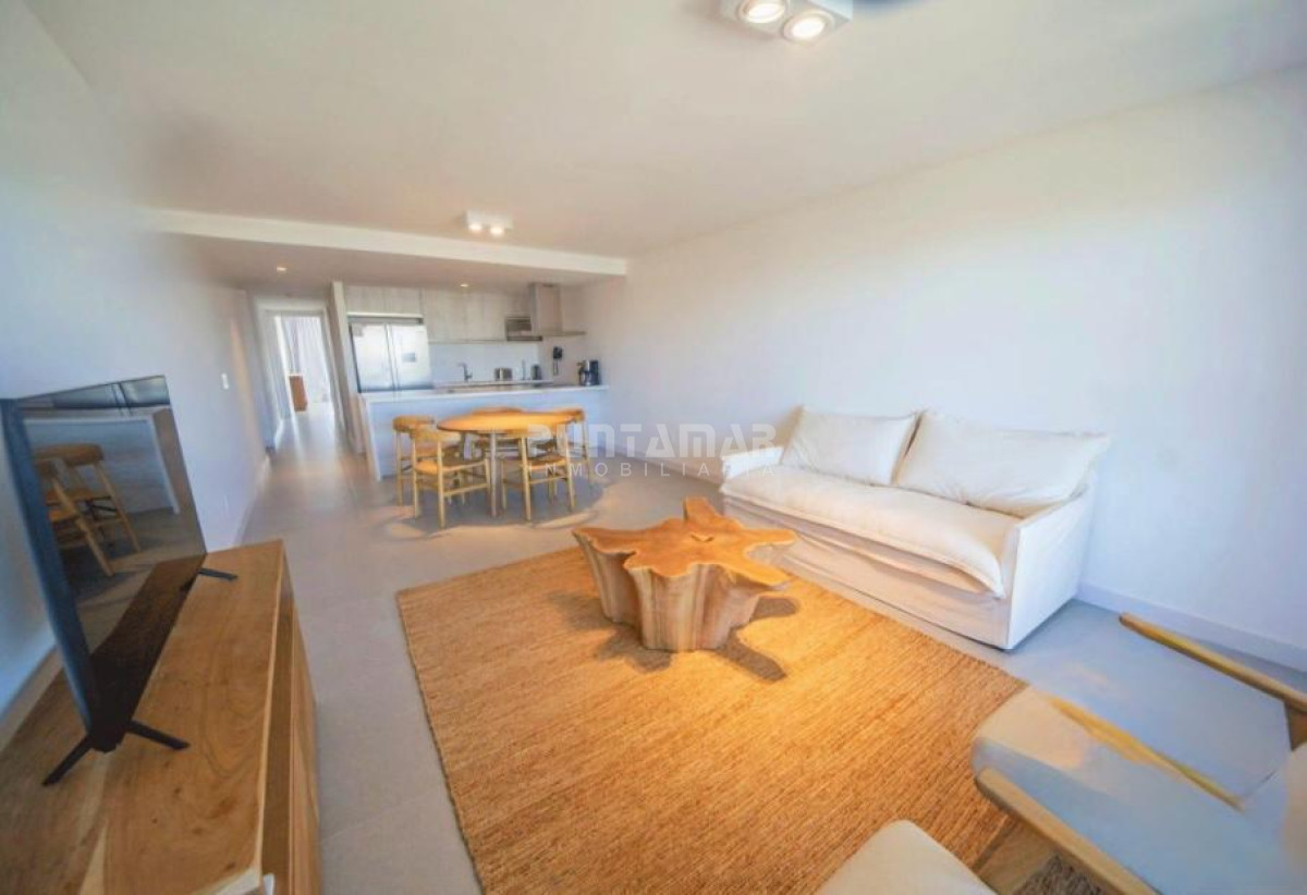 Apartamento ID.213637 - VENTA DEPARTAMETO EN MANANTIALES DOS DORMITORIOS FRENTE AL MAR