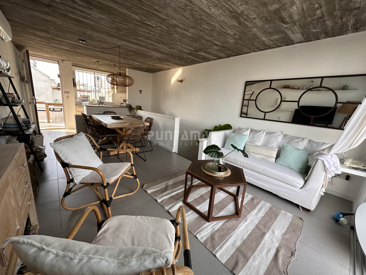 Apartamento ID.213665 - VENTA DE  APARTAMENTO 4 DORMITORIOS EN MONTOYA LA BARRA