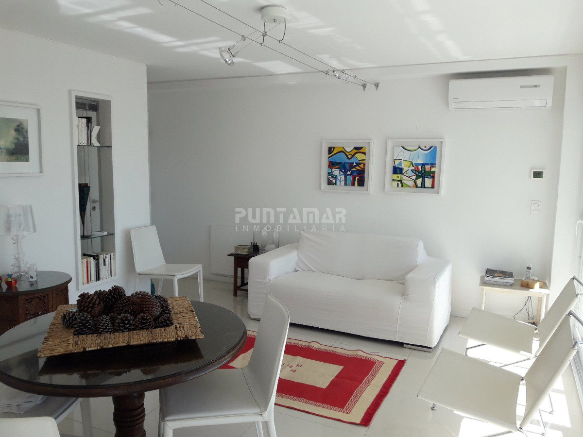 Apartamento ID.211651 - DIVINO APARTAMENTO EN ZONA DE PENINSULA, TERRAZA CON UNA VISTA INCREIBLE Y MUY LUMINOSO, A PASOS DEL PUERTO Y PLAYA..!!!