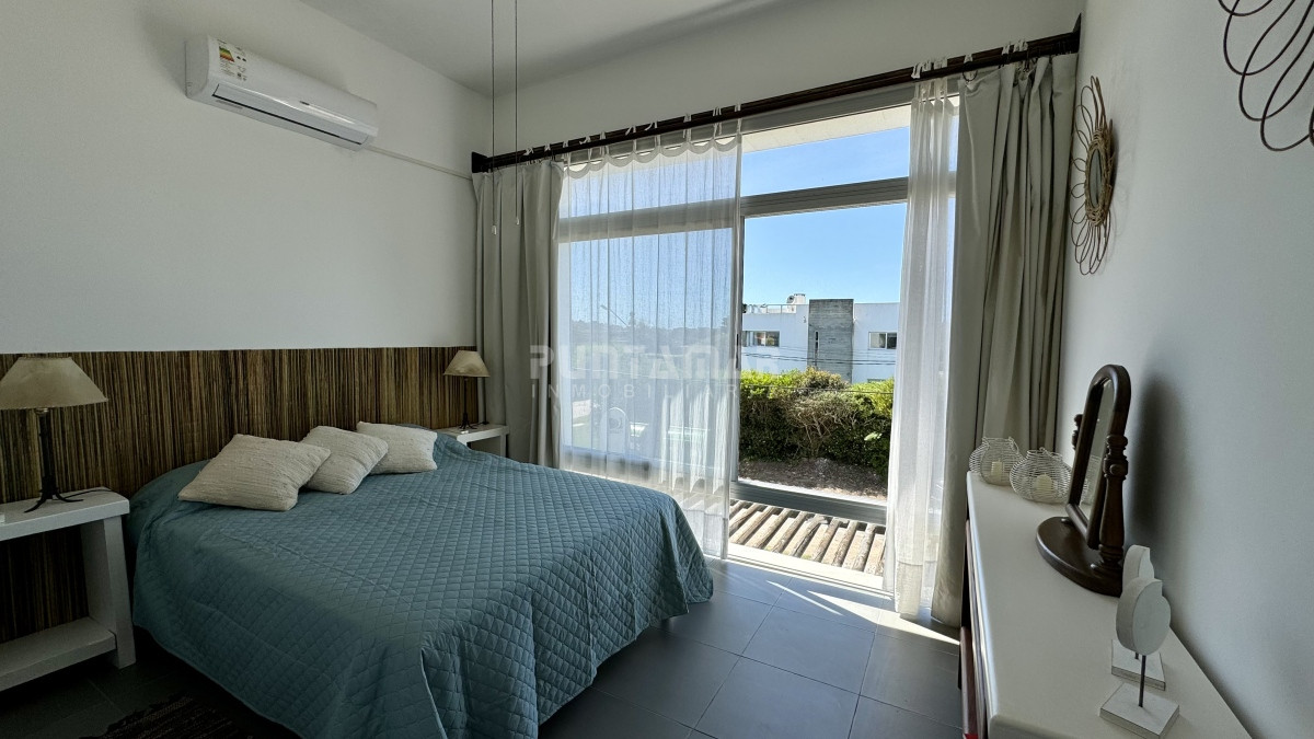 Apartamento ID.210180 - LUMINOSO APARTAMENTO DE 1 DORMITORIO Y AZOTEA PROPIA EN MANANTIALES 