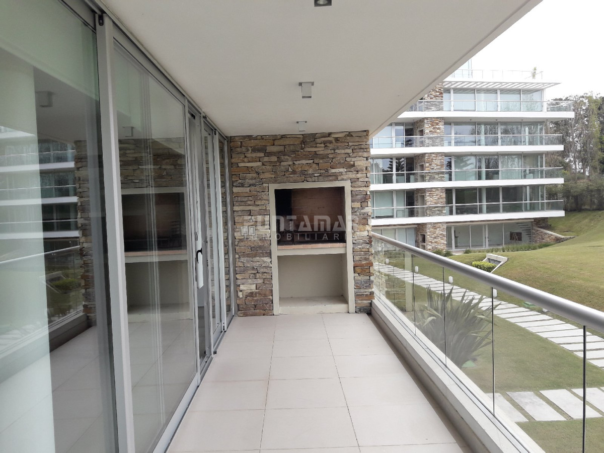 Apartamento ID.211667 - APARTAMENTO DE 2 DORMITORIOS EN SUITE Y TERRAZA CON PARRILLERO PROPIO