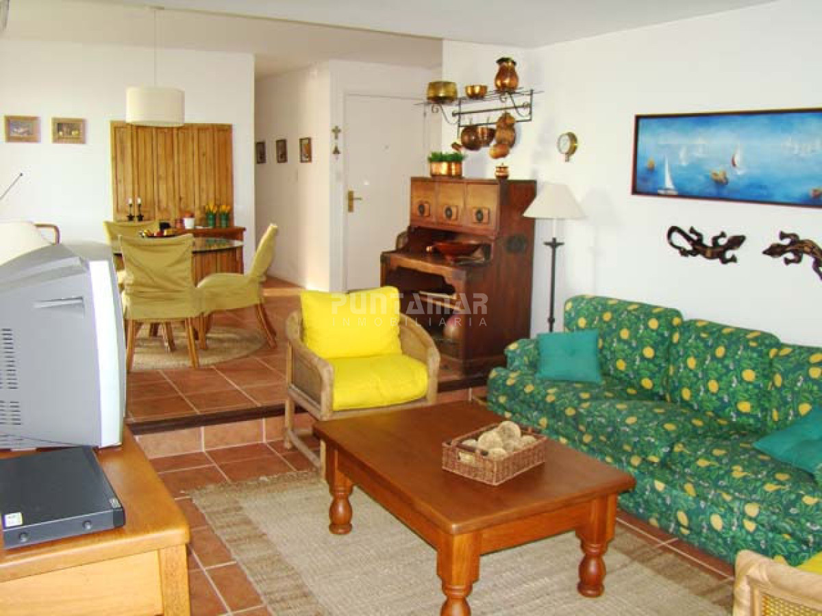 Apartamento ID.10007 - Frente a la playa en San Rafael