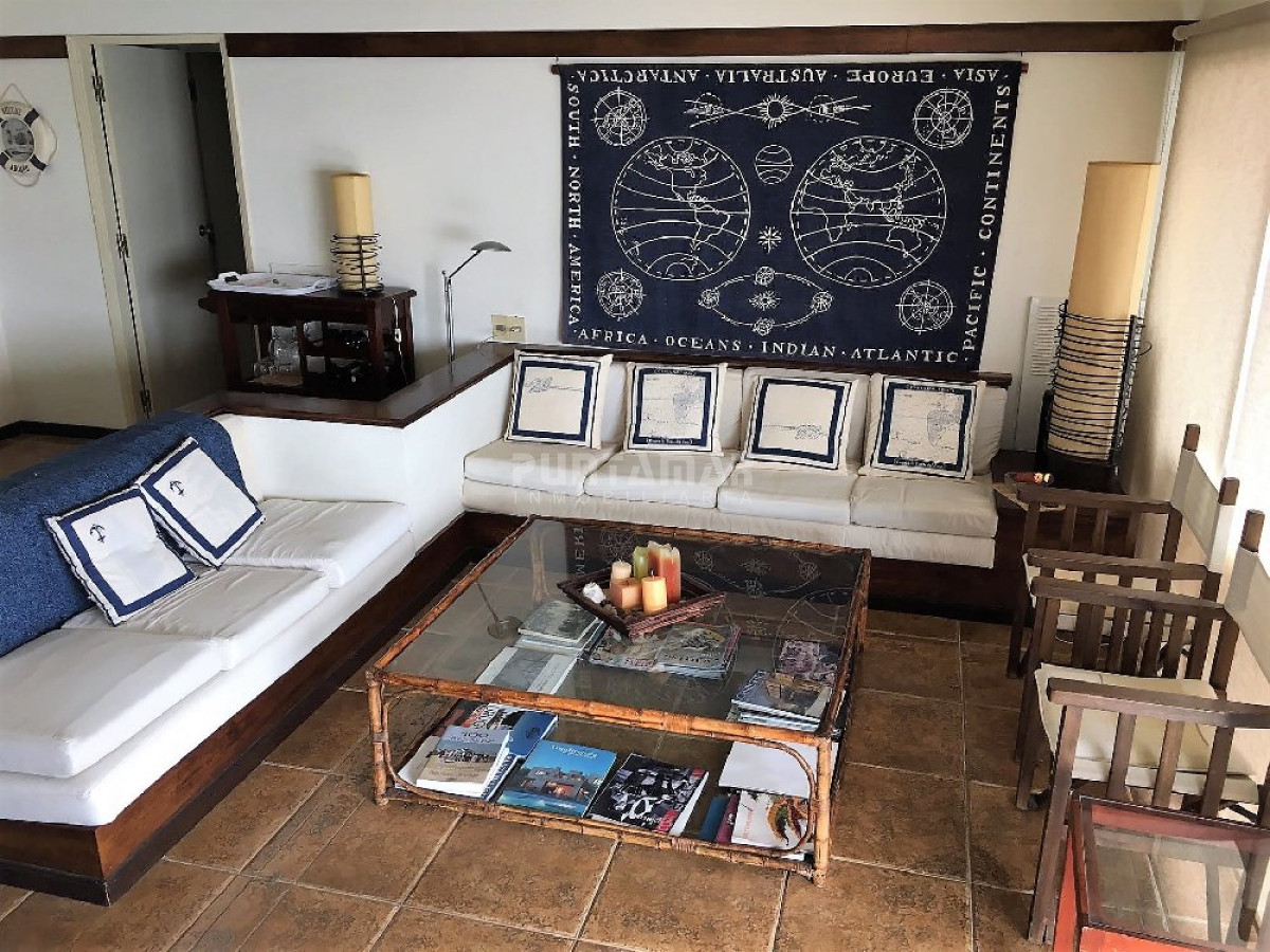 Apartamento ID.1032 - ALQUILER INVERNAL Y TEMPORADA DE VERANO, FRENTE AL PUERTO DE PUNTA DEL ESTE, CON HERMOSA VISTA AL MAR 