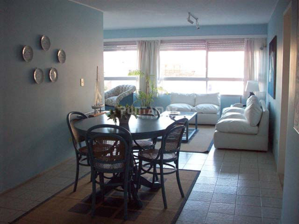 Apartamento ID.1189 - HERMOSO APARTAMENTO 2 DORMITORIOS EN PUNTA DEL ESTE