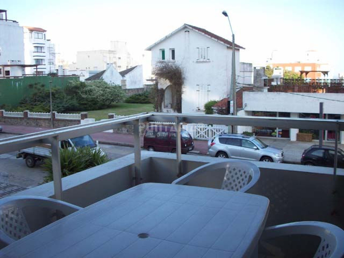 Apartamento ID.1189 - HERMOSO APARTAMENTO 2 DORMITORIOS EN PUNTA DEL ESTE