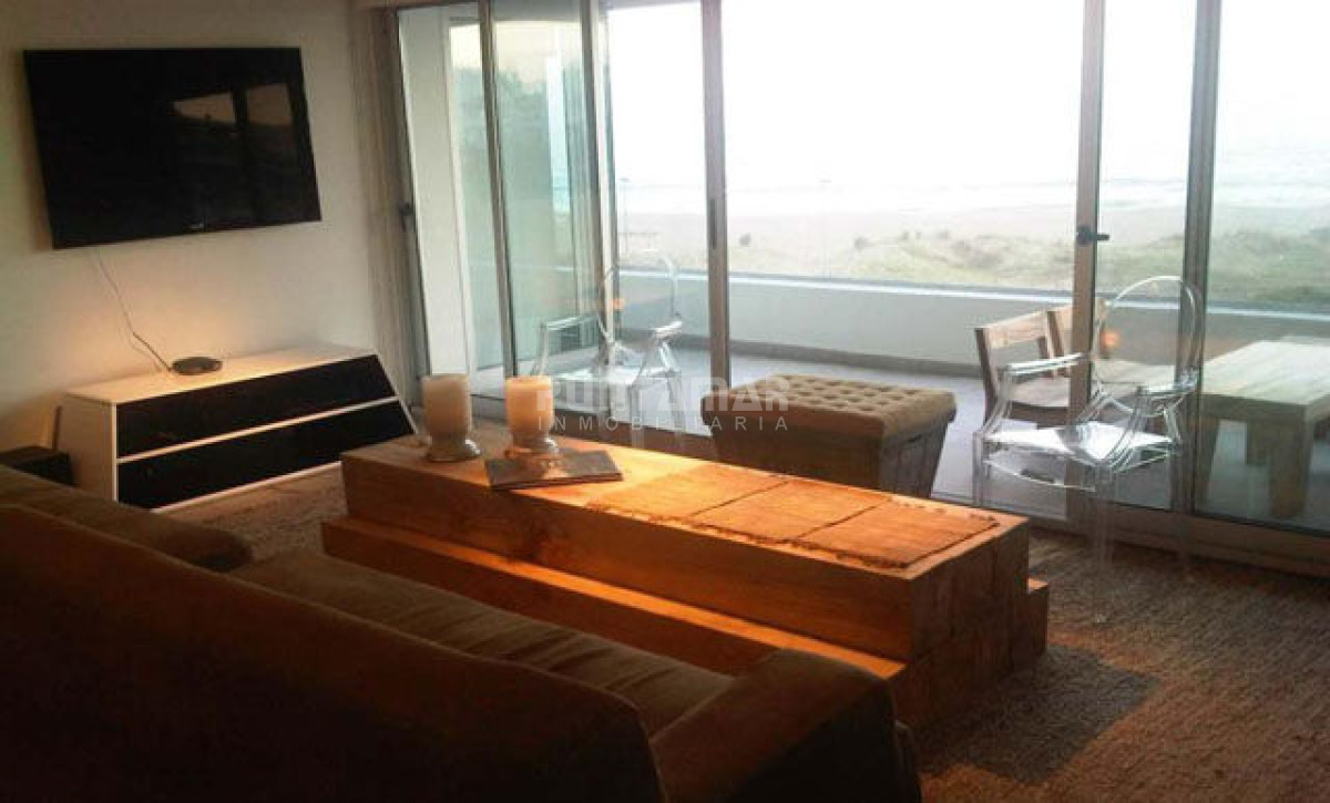 Apartamento ID.11 - DIVINO APARTAMENTO EN VENTA Y ALQUILER TEMPORADA FRENTE A LA PLAYA 