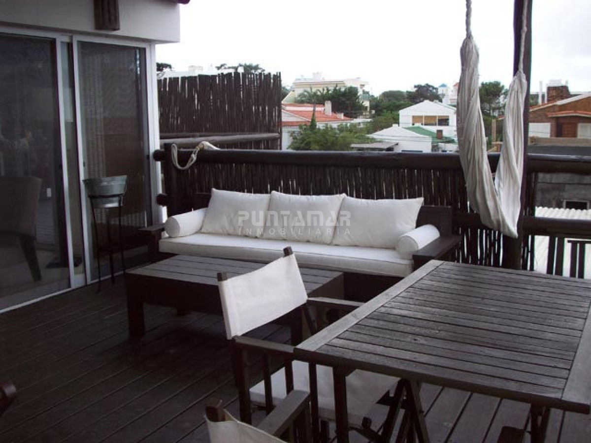 Apartamento ID.13030 - Apartamento en La Barra, 3 dormitorios *
