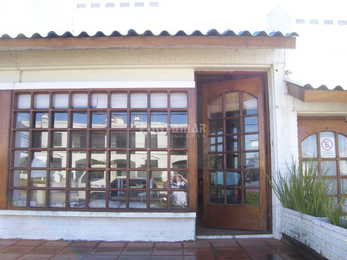Apartamento ID.13039 - Frente a la playa en La Barra, 3 dormitorios *