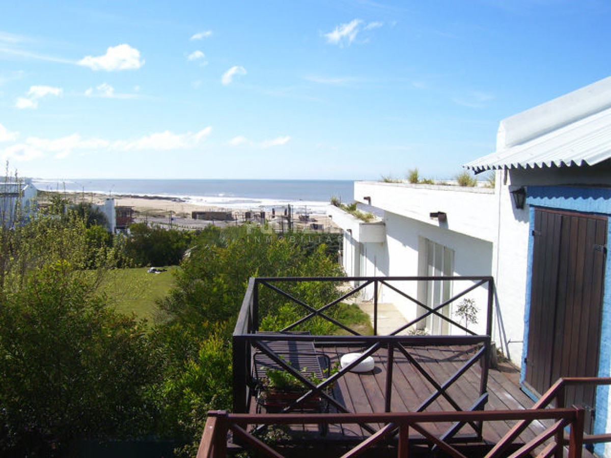 Apartamento ID.13039 - Frente a la playa en La Barra, 3 dormitorios *