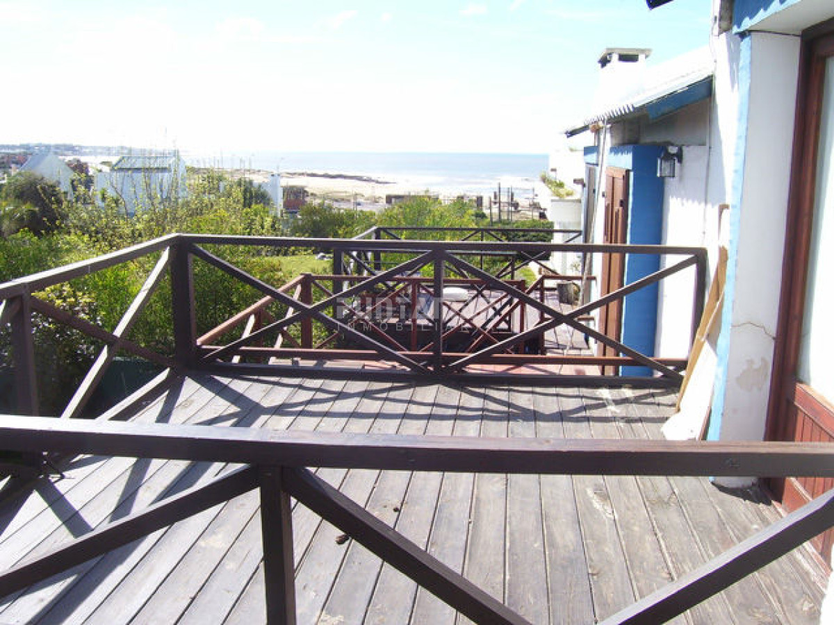 Apartamento ID.13039 - Frente a la playa en La Barra, 3 dormitorios *