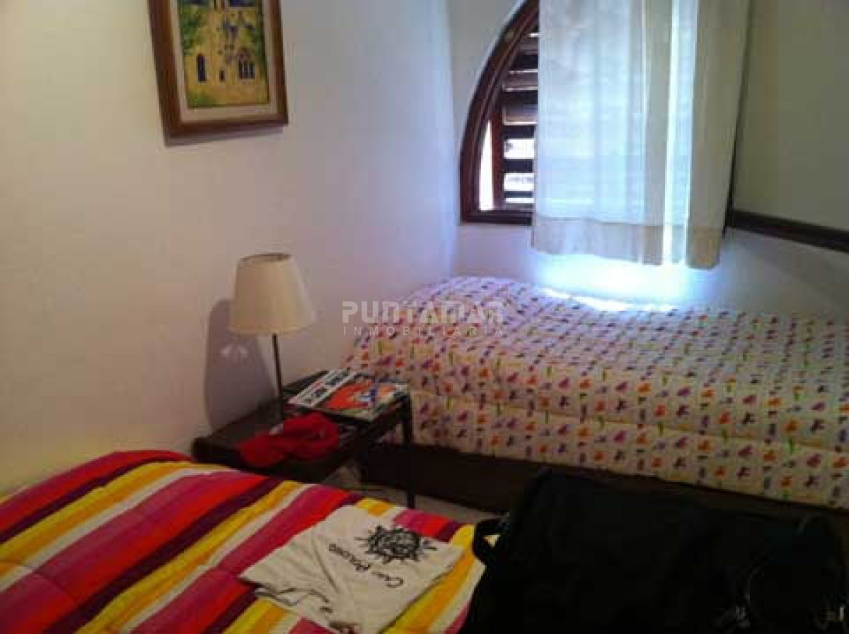 Apartamento ID.13051 - Apartamento en Manantiales, 2 dormitorios *
