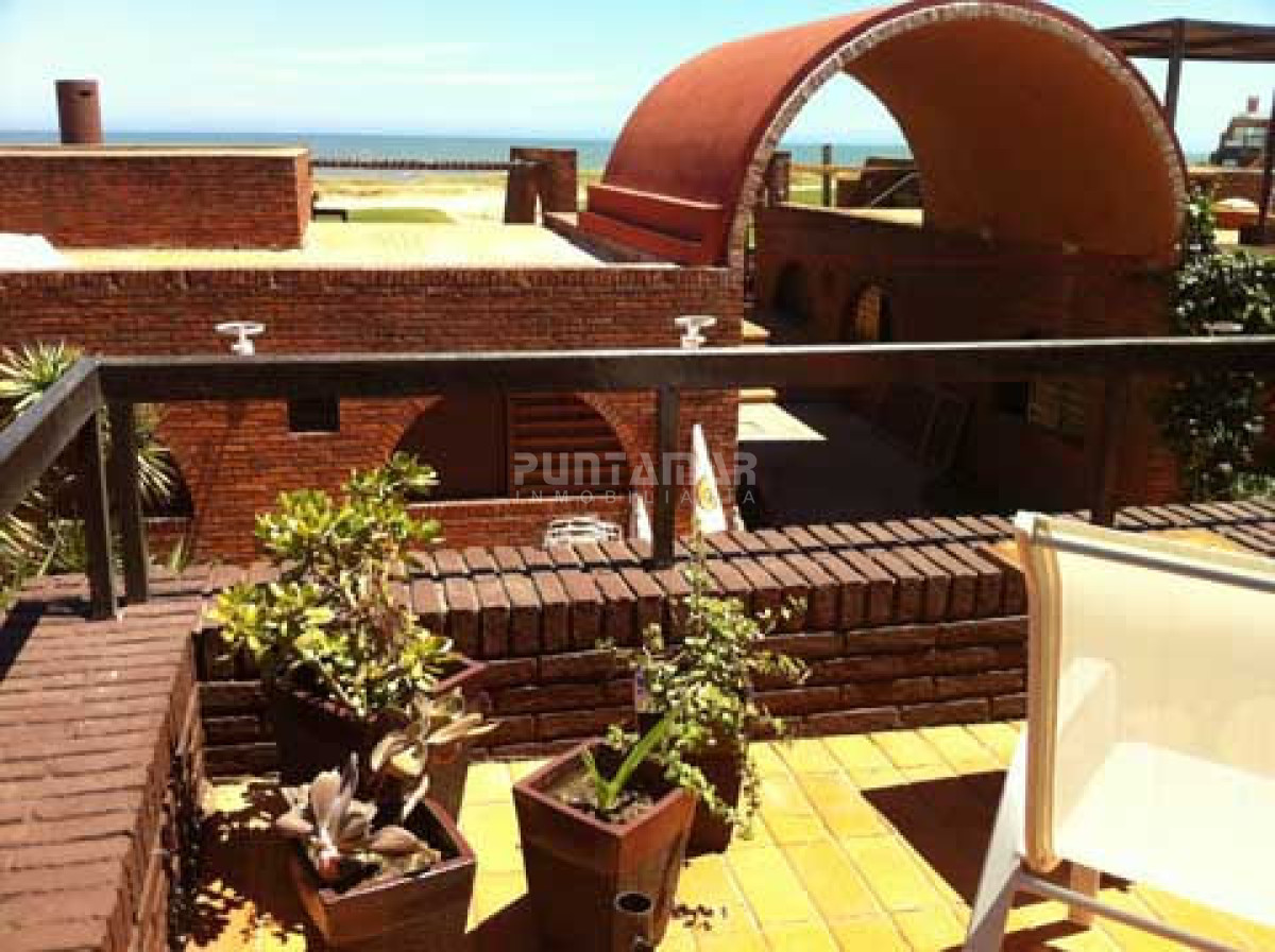 Apartamento ID.13051 - Apartamento en Manantiales, 2 dormitorios *