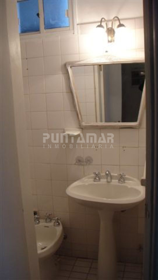 Apartamento ID.13081 - Alquiler de Apartamento en La Barra, 3 dormitorios 3 baños
