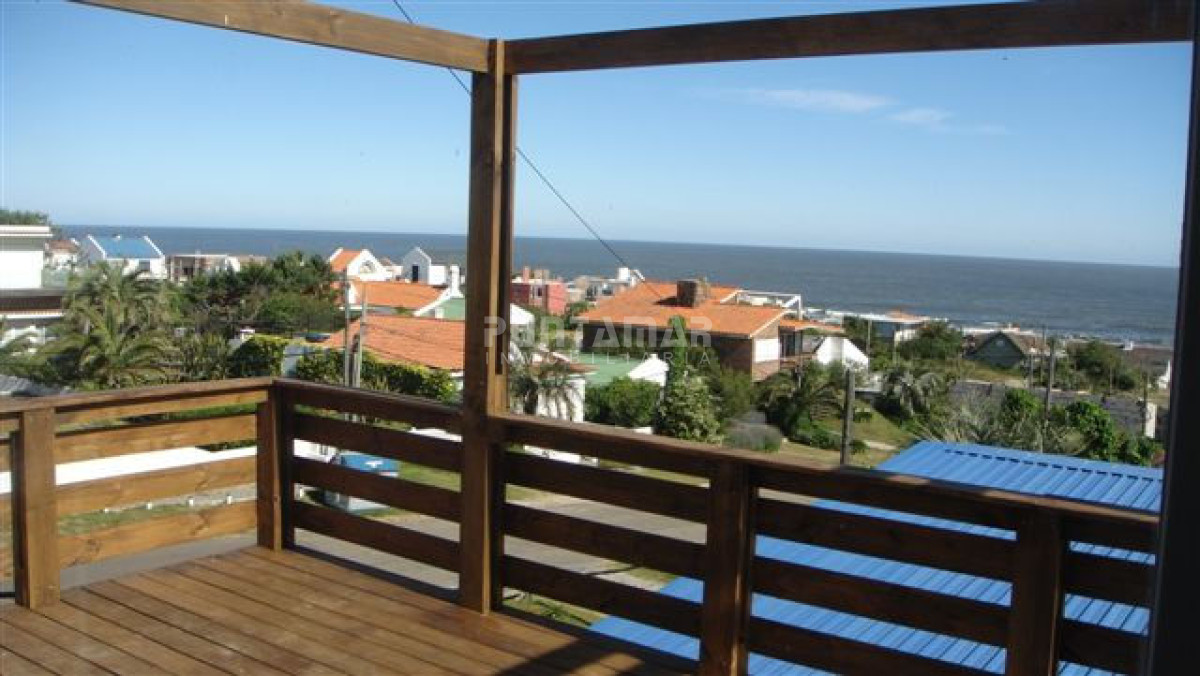 Apartamento ID.13081 - Alquiler de Apartamento en La Barra, 3 dormitorios 3 baños